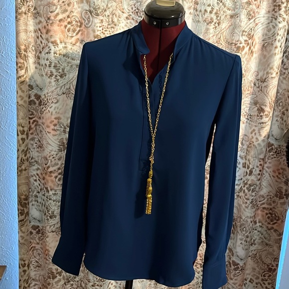 Top - Picture 1 of 4